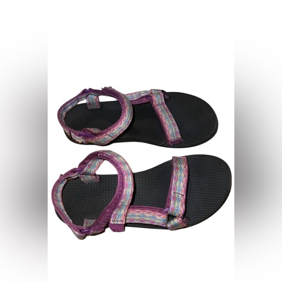 Women’s Teva Multicolor Sandals with Black Sole. - Picture 5 of 5